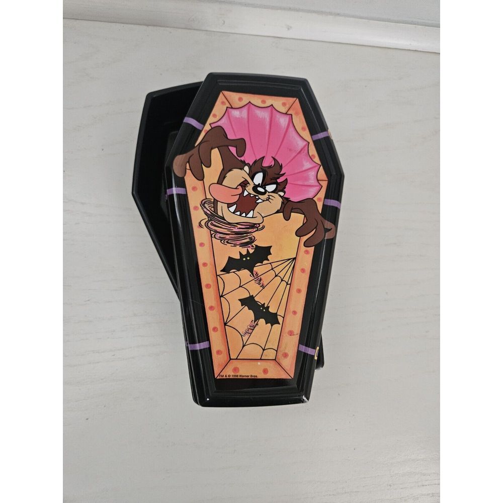 Looney Tunes The Candy Coffin TAZ 1998 Warner Bros Halloween Made In USA Plastic